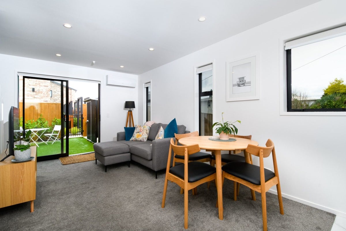 3/57 Taikata Road, Te Atatu Peninsula, Auckland - Carousel 2