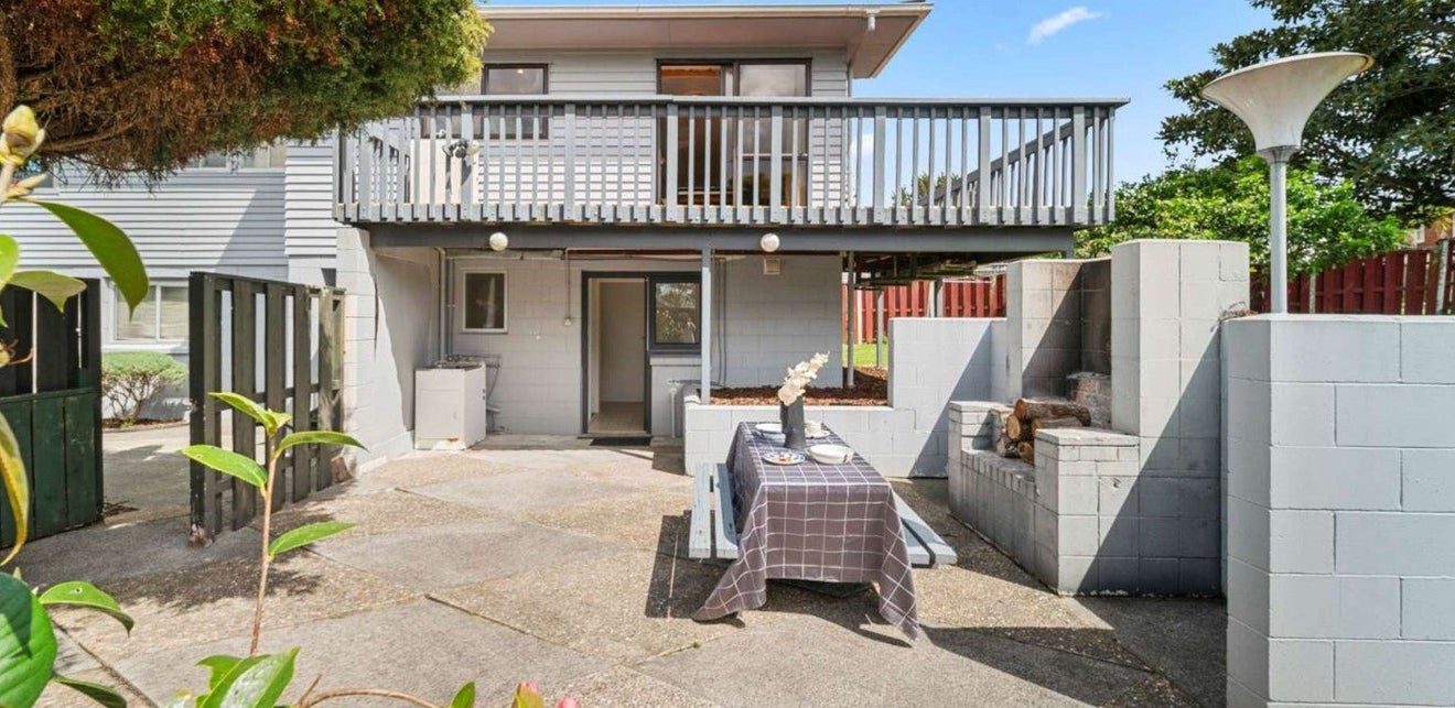 4 Blyton Lane, Pakuranga Heights, Auckland - Carousel 1