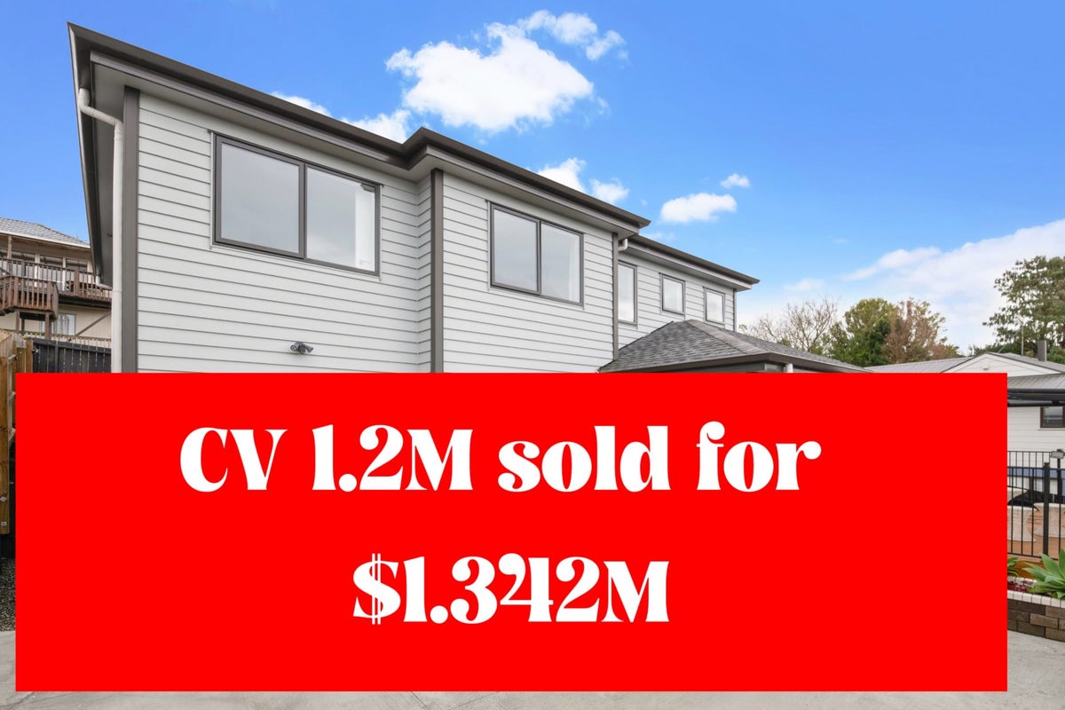 16A Trias Road, Totara Vale, Auckland - Carousel 1