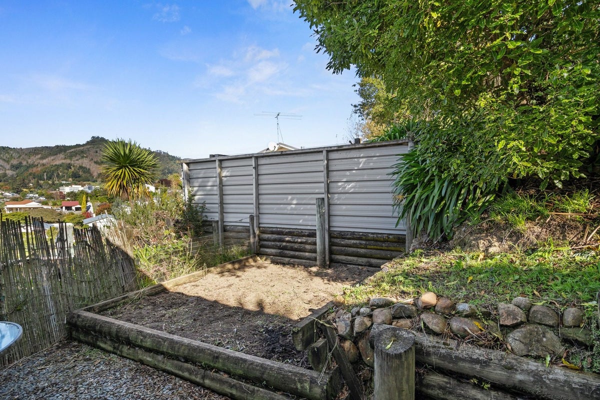9B Vosper Street, Toi Toi, Nelson - Carousel 8