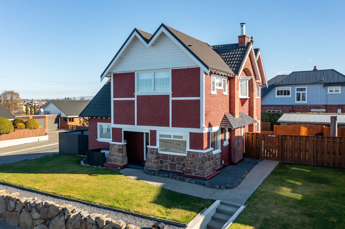 194 Le Cren Street, Seaview, Timaru - Carousel 1