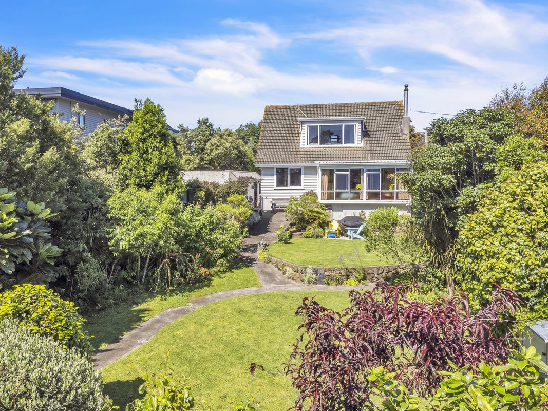 127 Renown Road, Raumati South, Paraparaumu - Carousel 2