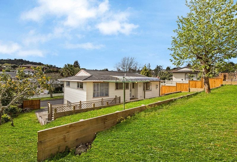 38 Simon Ellice Drive, Bayview, Auckland - Carousel 14