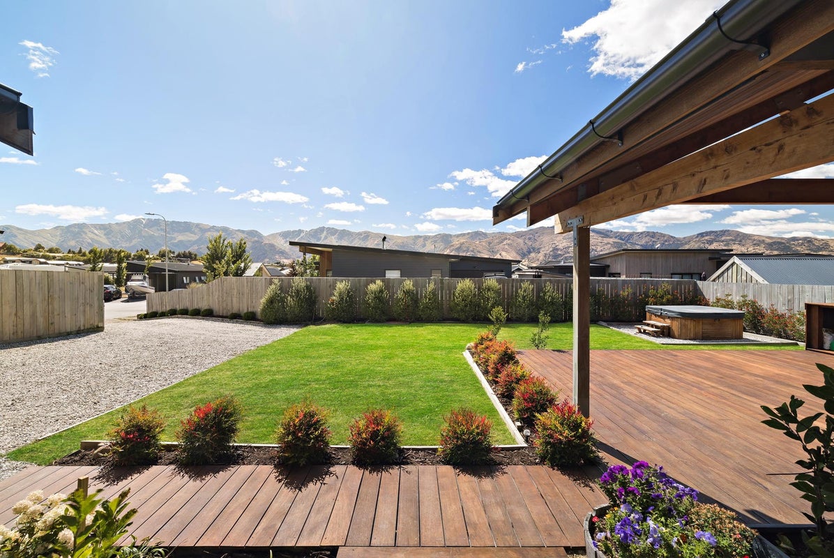19 Pennycook Place, Wanaka - Carousel 21