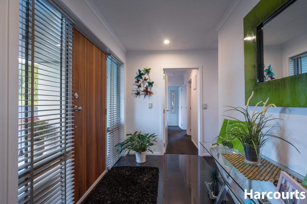 13 Bright Lane, Redwood Valley - Carousel 2