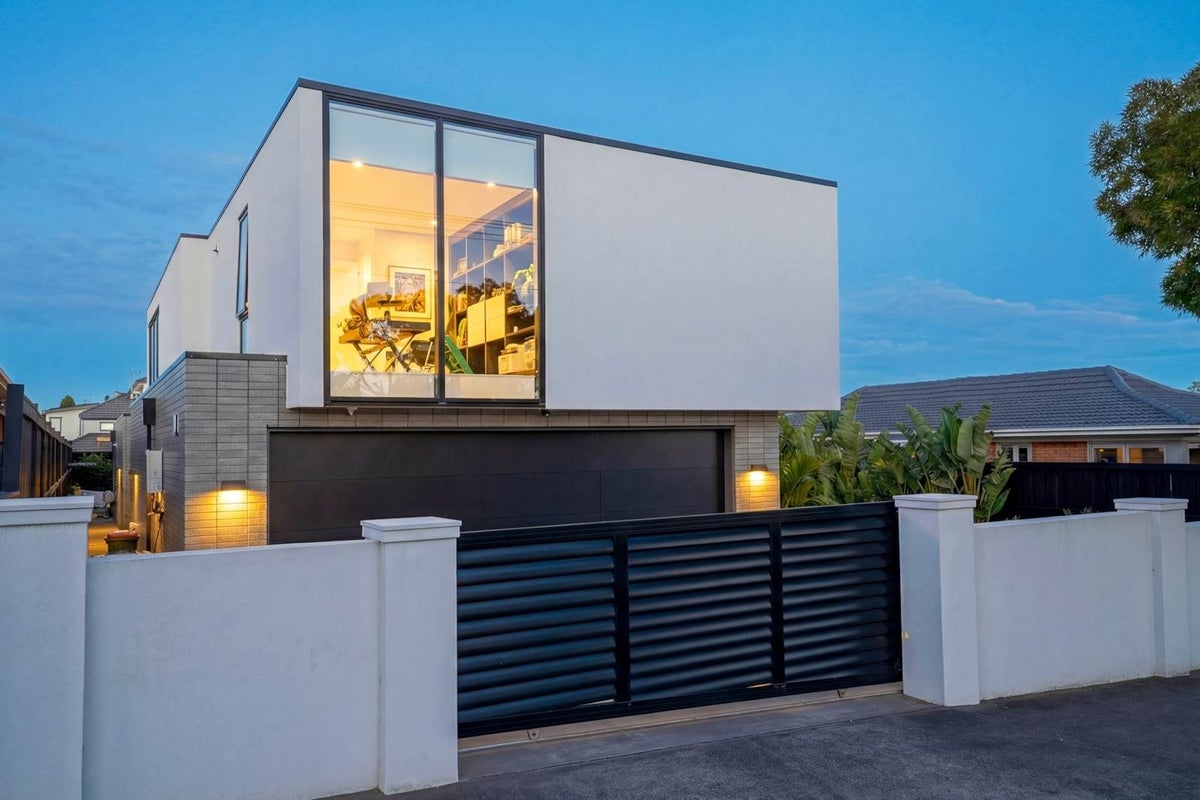 45 Tawhiri Road, One Tree Hill, Auckland - Carousel 33