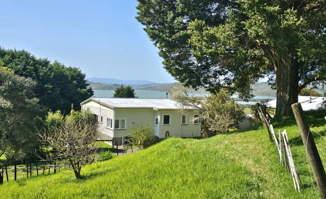 123 Parnell Street, Rawene, Kaikohe - Carousel 1