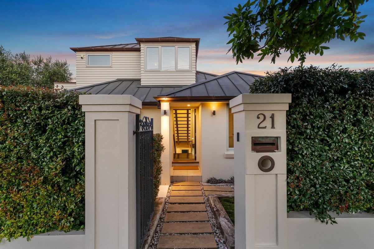 21 Westmere Park avenue, Westmere, Auckland - Carousel 2