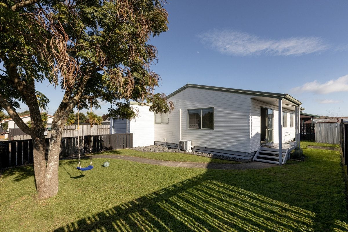 13A Jasper Way, Papamoa Beach, Papamoa - Carousel 1