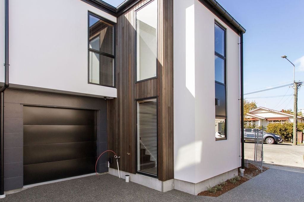 1/557 Manchester Street, St Albans, Christchurch - Carousel 1
