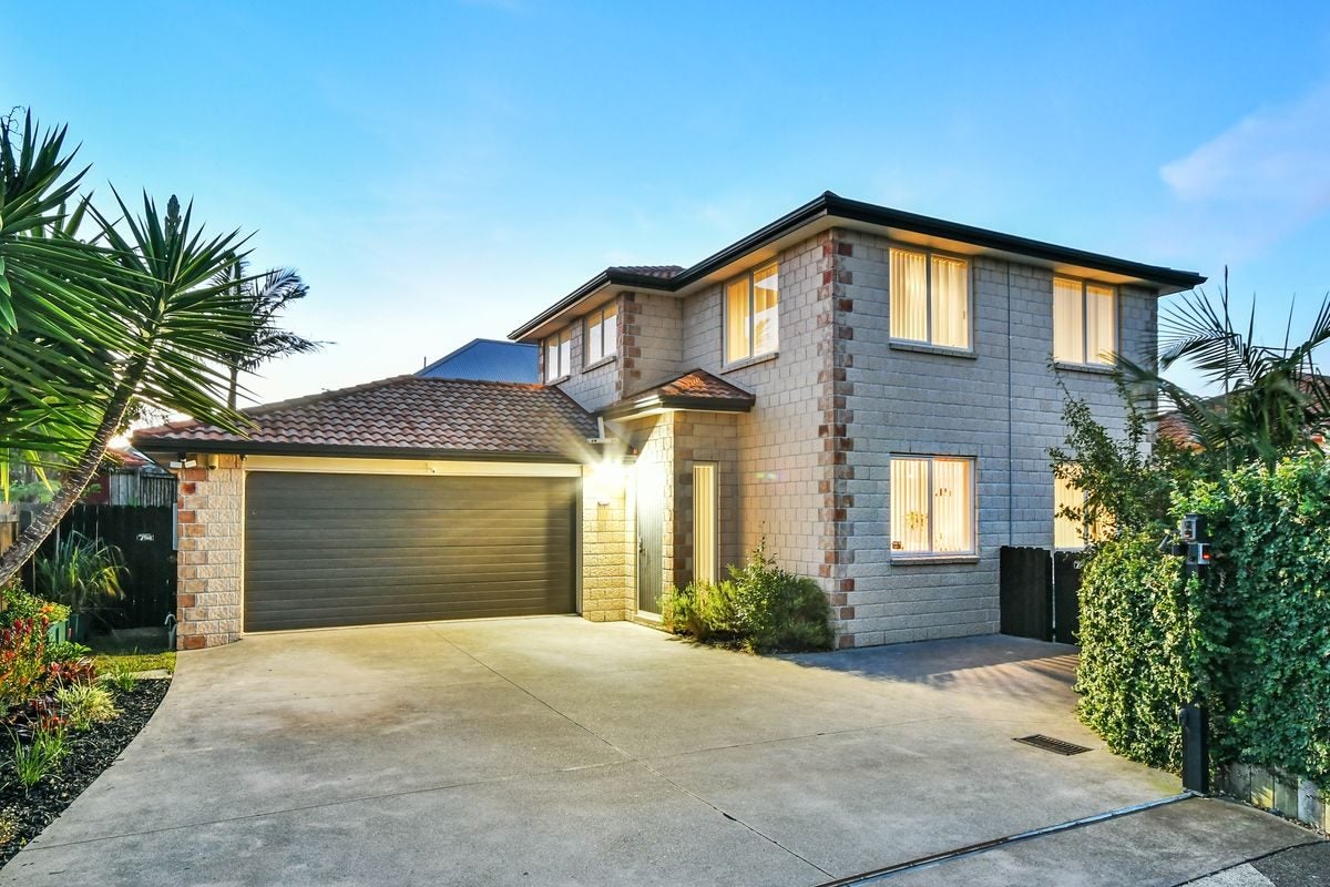 214 Hill Road, The Gardens, Auckland - Carousel 1