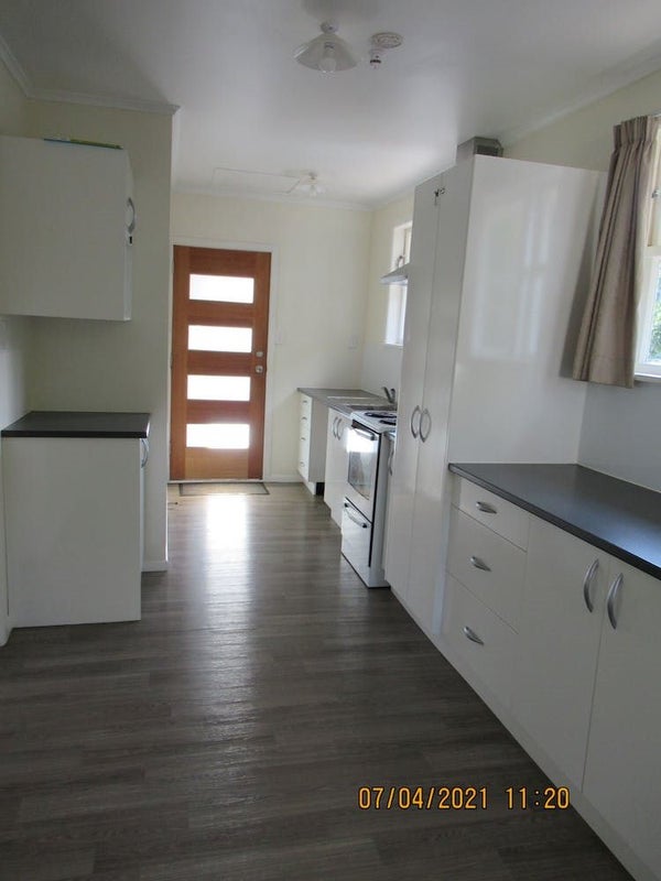 27 Slim Street, Bader, Hamilton - Carousel 1