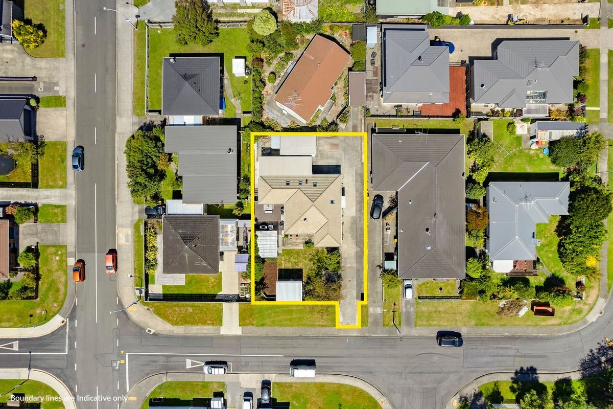 6 Rawson Street, Tawa, Wellington - Carousel 31