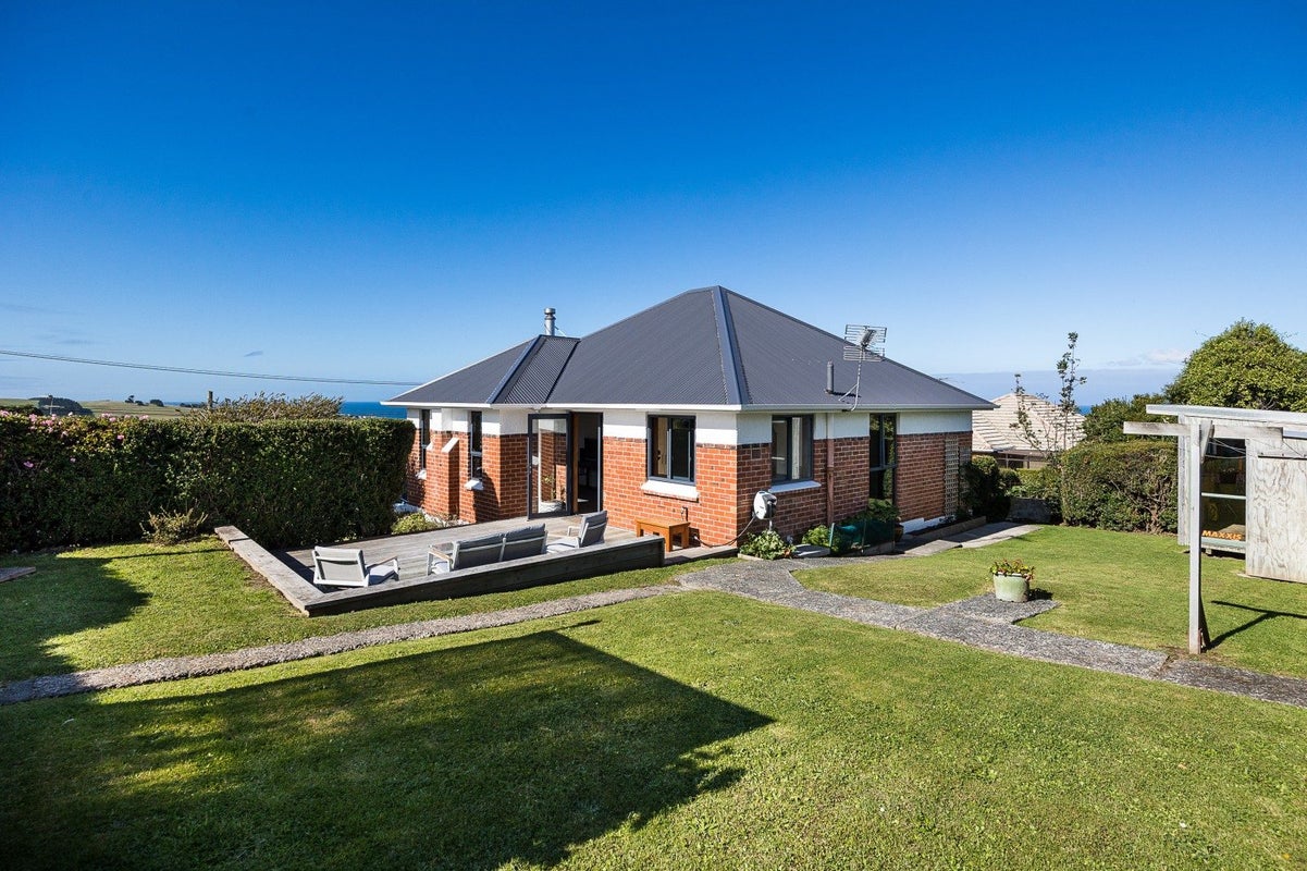 149 Highcliff Road, Shiel Hill, Dunedin - Carousel 1