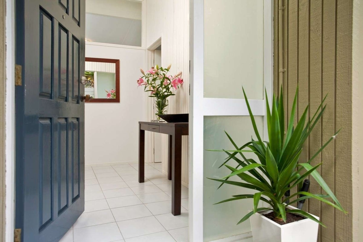 79 Stott Avenue, Birkdale, Auckland - Carousel 2