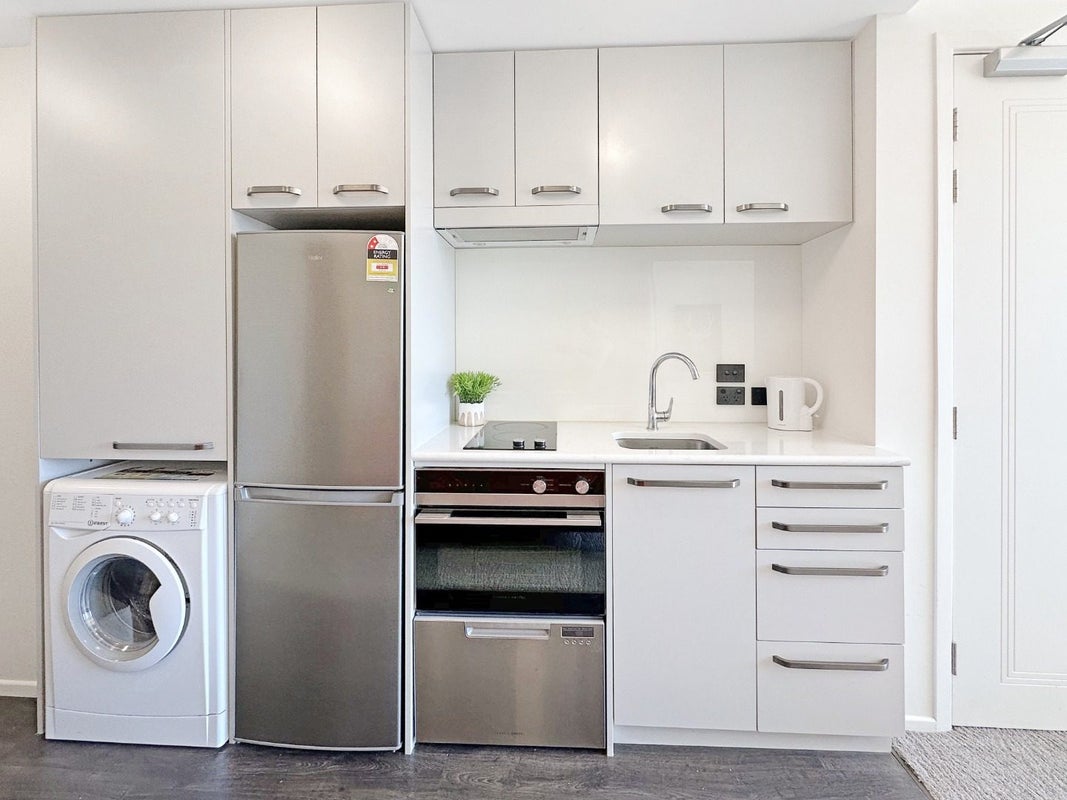 305/3 Roxburgh Street, Mount Victoria, Wellington - Carousel 2