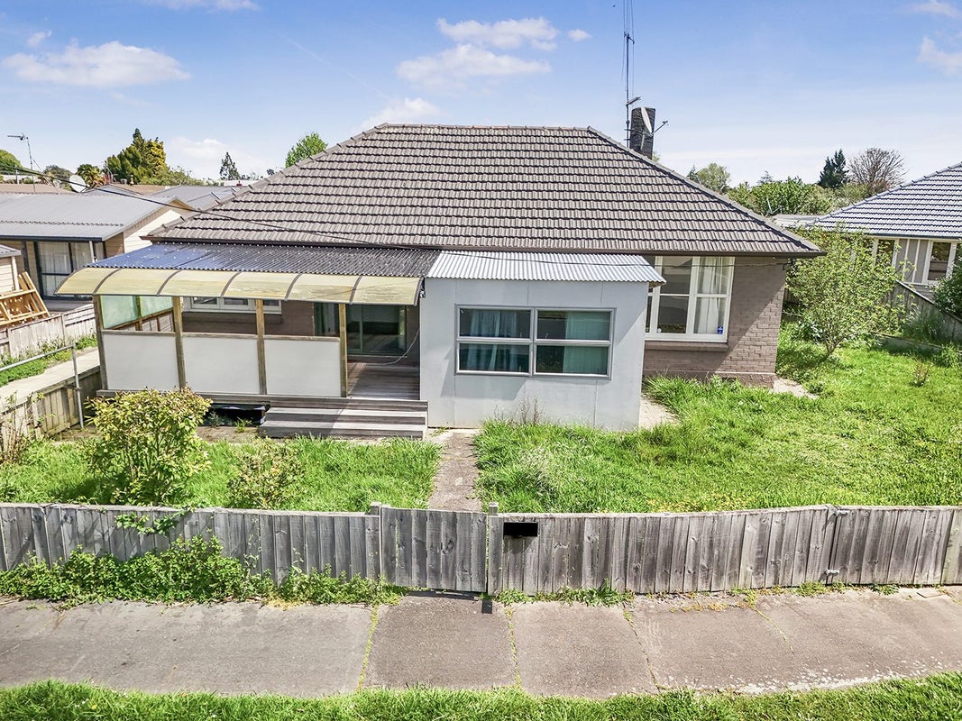 25 Rawlings Street, Bader, Hamilton - Carousel 1