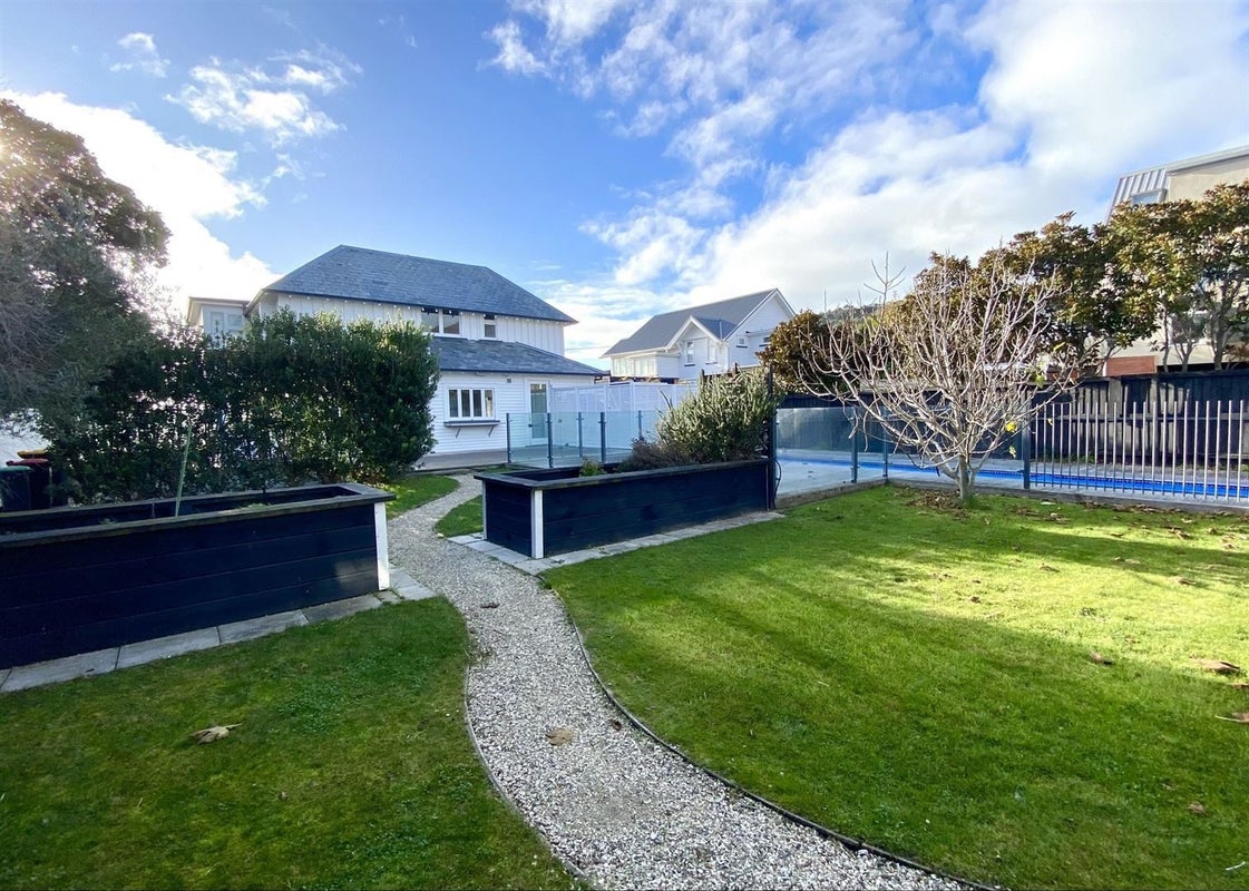 100 Esplanade, Sumner, Christchurch - Carousel 20