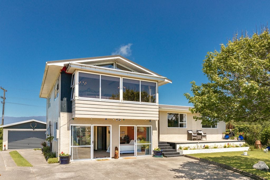 17 Ngahue Crescent, Carters Beach, Westport - Carousel 1