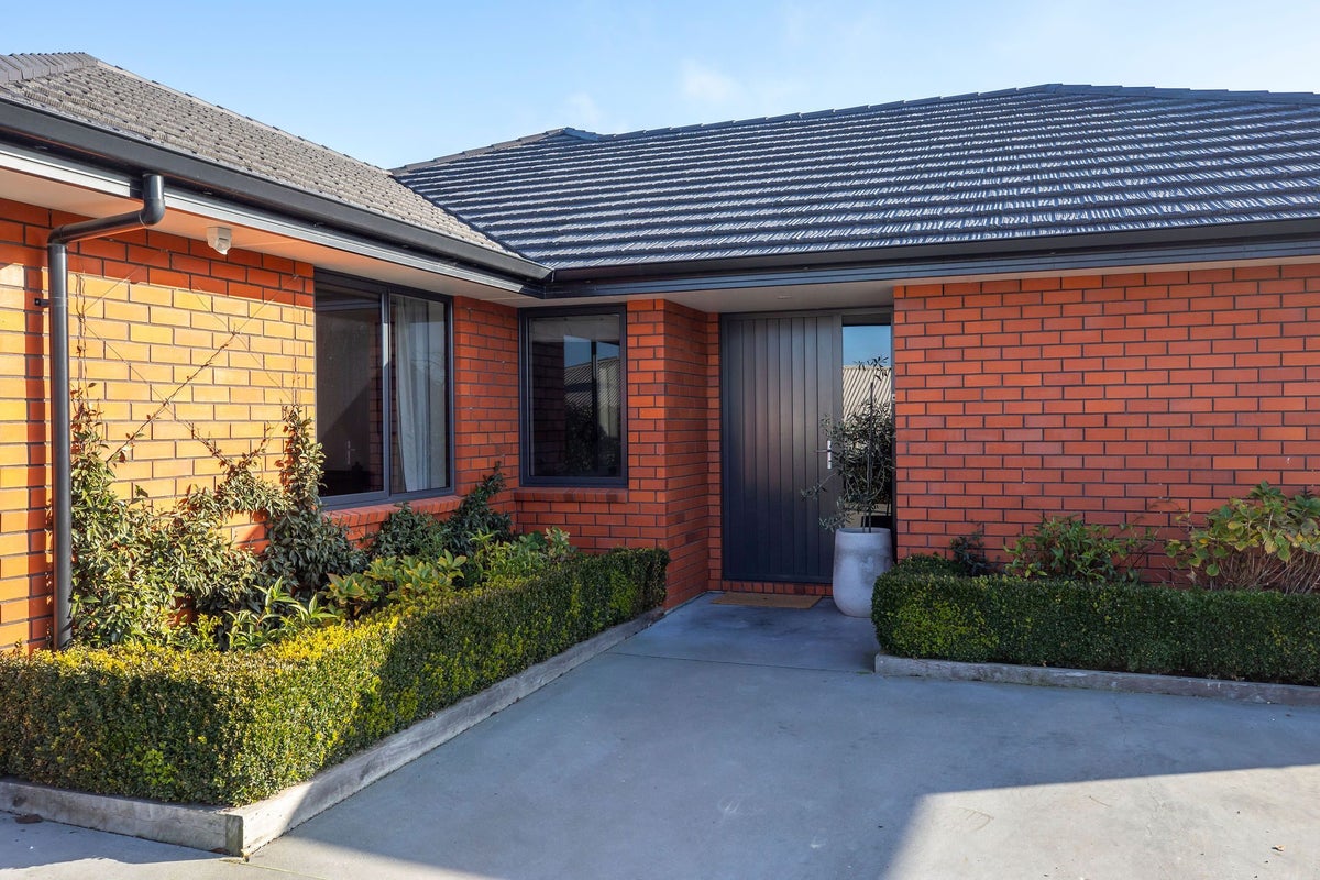 24 Jellicoe Street, Oceanview, Timaru - Carousel 2