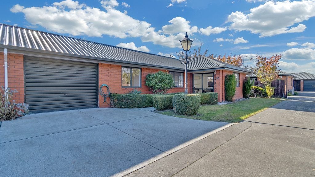 2/100C TILFORD STREET, Woolston, Christchurch - Carousel 12