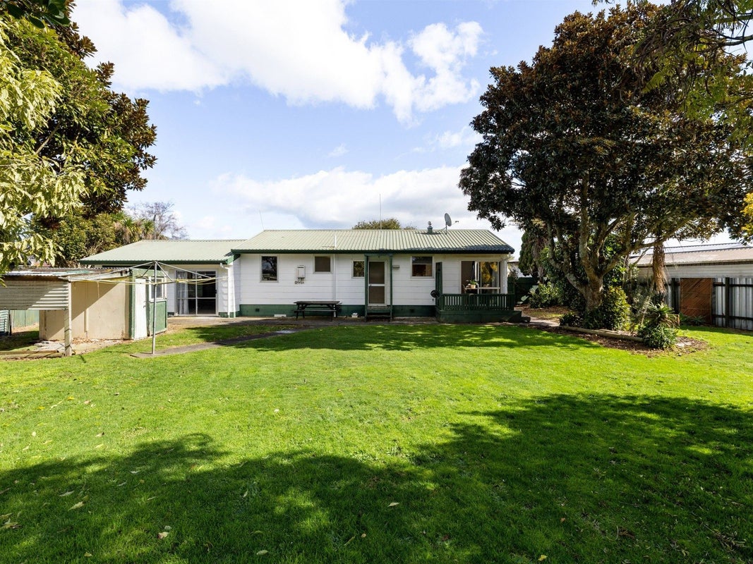 7 McKinley Place, Nawton, Hamilton - Carousel 2
