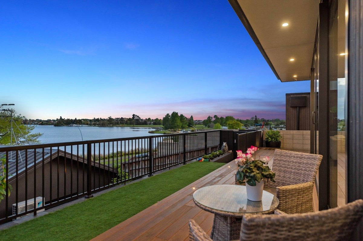 2/4 Domain View Lane, Frankton, Hamilton - Carousel 2