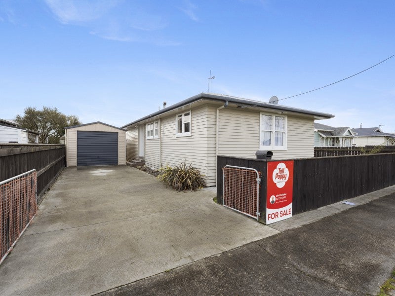12 Leeds Street, Milson, Palmerston North - Carousel 1