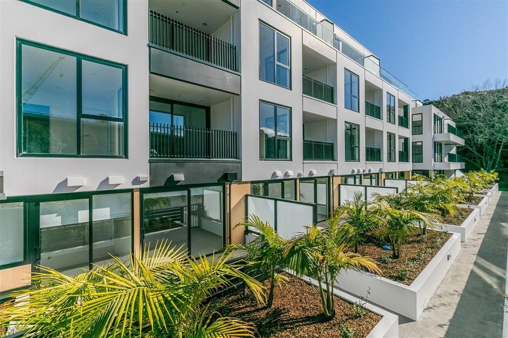 108/14 Edgerley Avenue, Newmarket, Auckland - Carousel 1