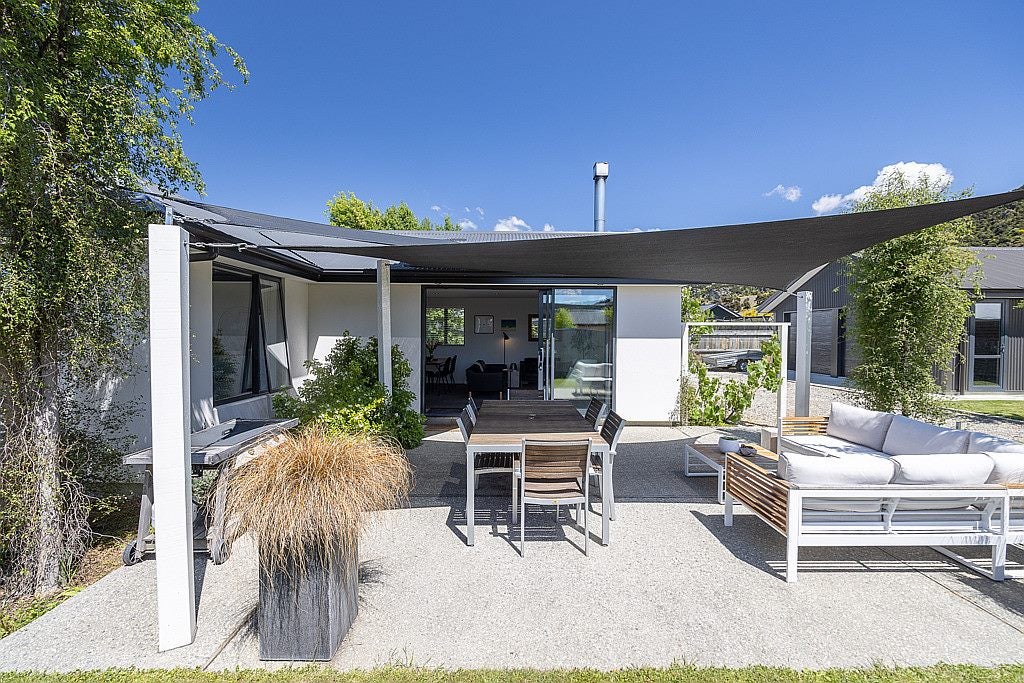 8 Snowberry Street, Albert Town, Wanaka - Carousel 1