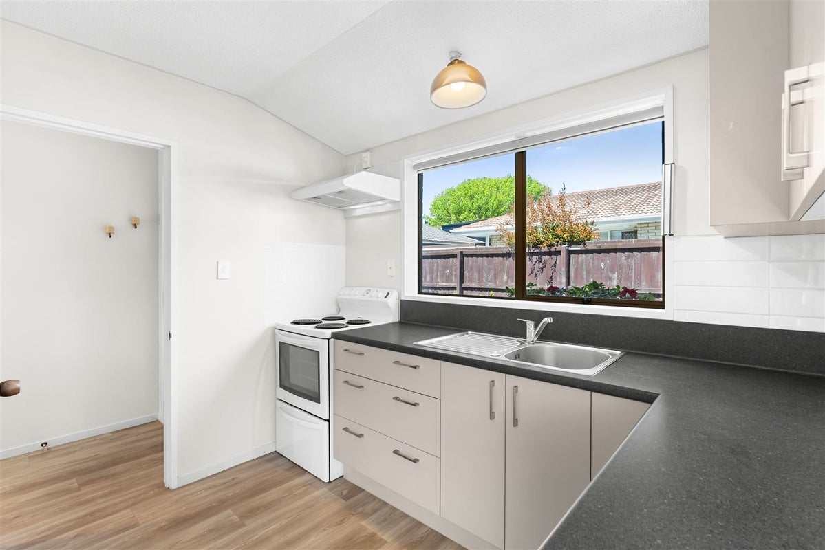 2/25 Withells Road, Avonhead, Christchurch - Carousel 2