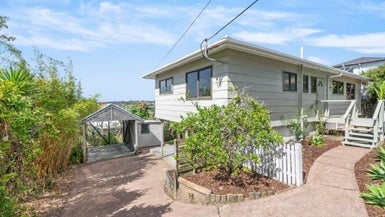 1/45 Target Road, Totara Vale, Auckland - Carousel 1