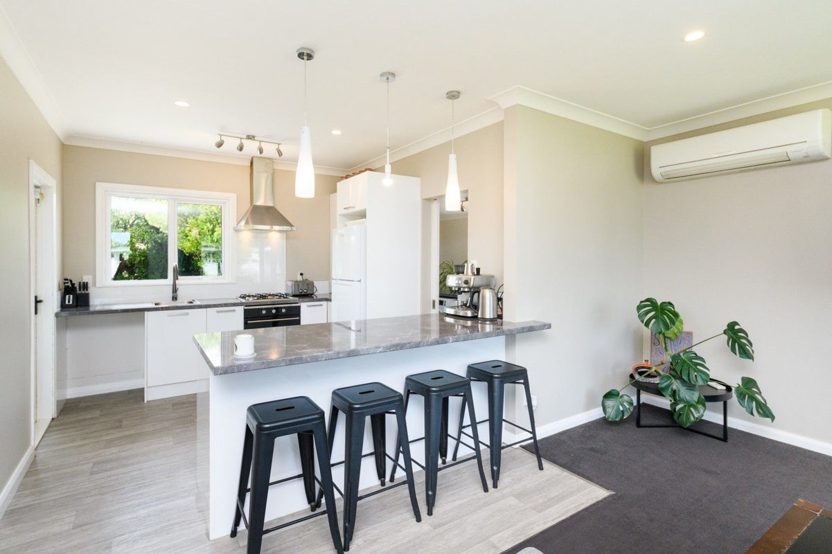 42 Nottingham Avenue, Awapuni, Palmerston North - Carousel 2