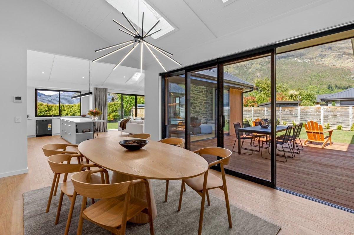 9 Morepork Way, Arthurs Point, Queenstown - Carousel 1