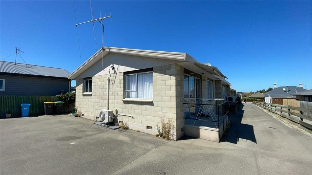 7/7 College Road, Parkside, Timaru - Carousel 1