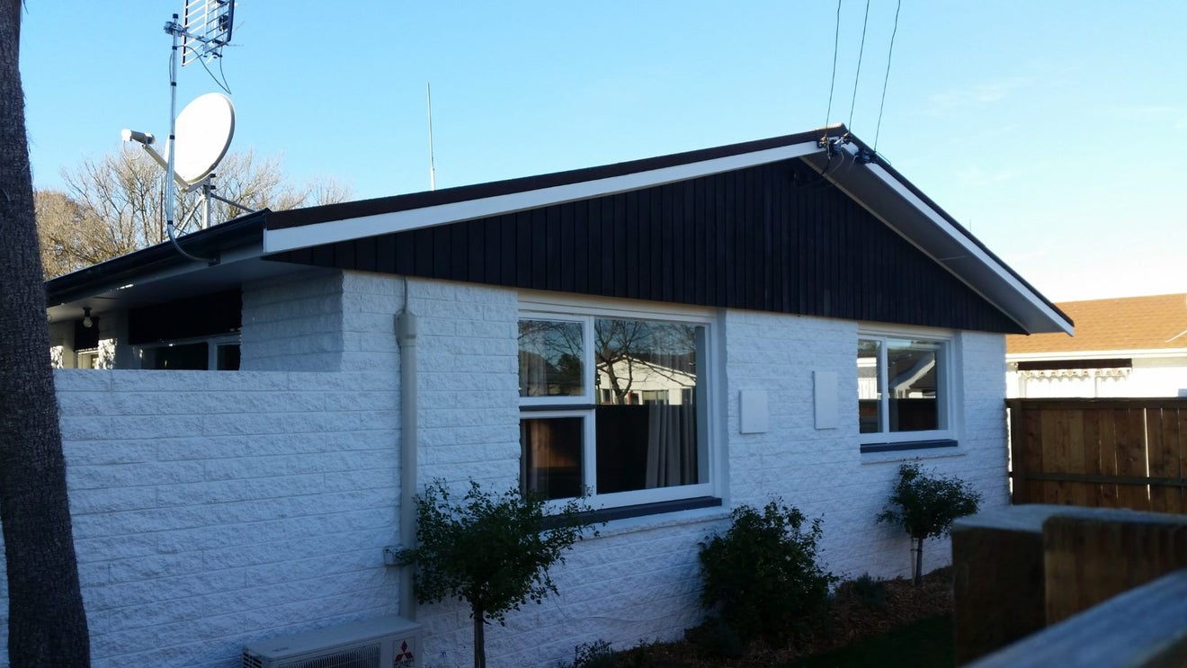 1/20 Trafalgar Street, St Albans, Christchurch - Carousel 1