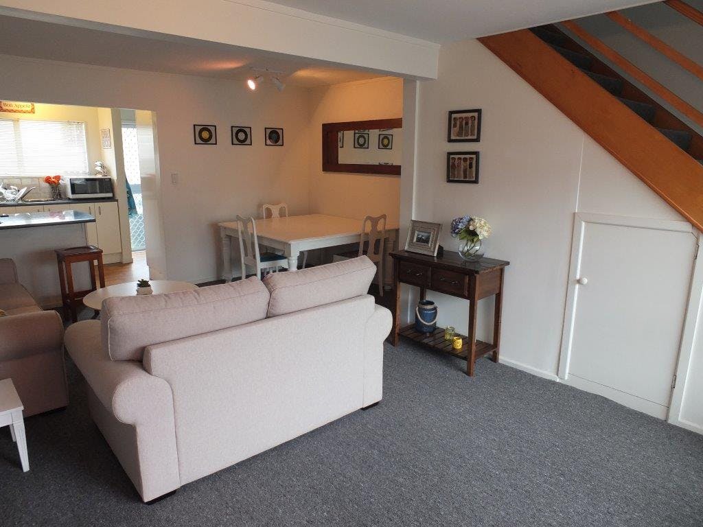 44N Roxburgh Street, Mount Victoria, Wellington - Carousel 2