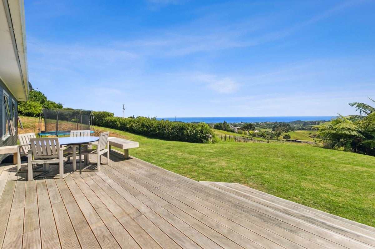 167 Wairau Road, Kaitake, New Plymouth - Carousel 2