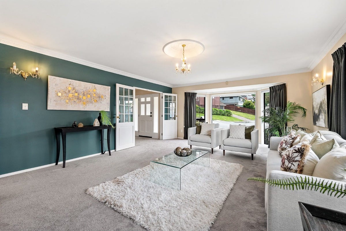 25 Satara Crescent, Khandallah, Wellington - Carousel 1