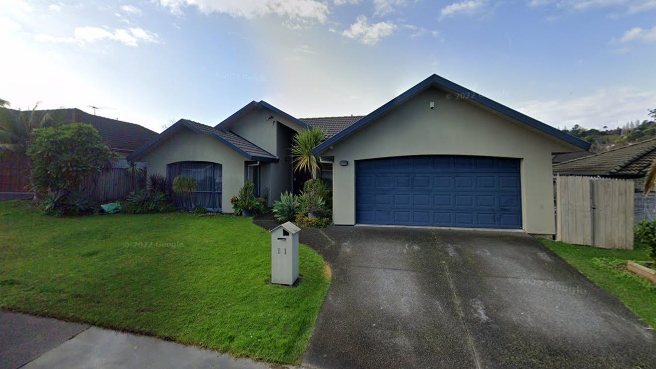 11 Nephin Place, East Tamaki Heights, Auckland - Carousel 1