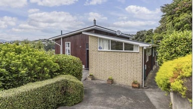 31 Winston Street, Crofton Downs, Wellington - Carousel 1
