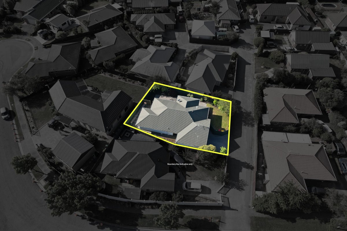 2/30 Kirsten Place, Parklands, Christchurch - Carousel 22