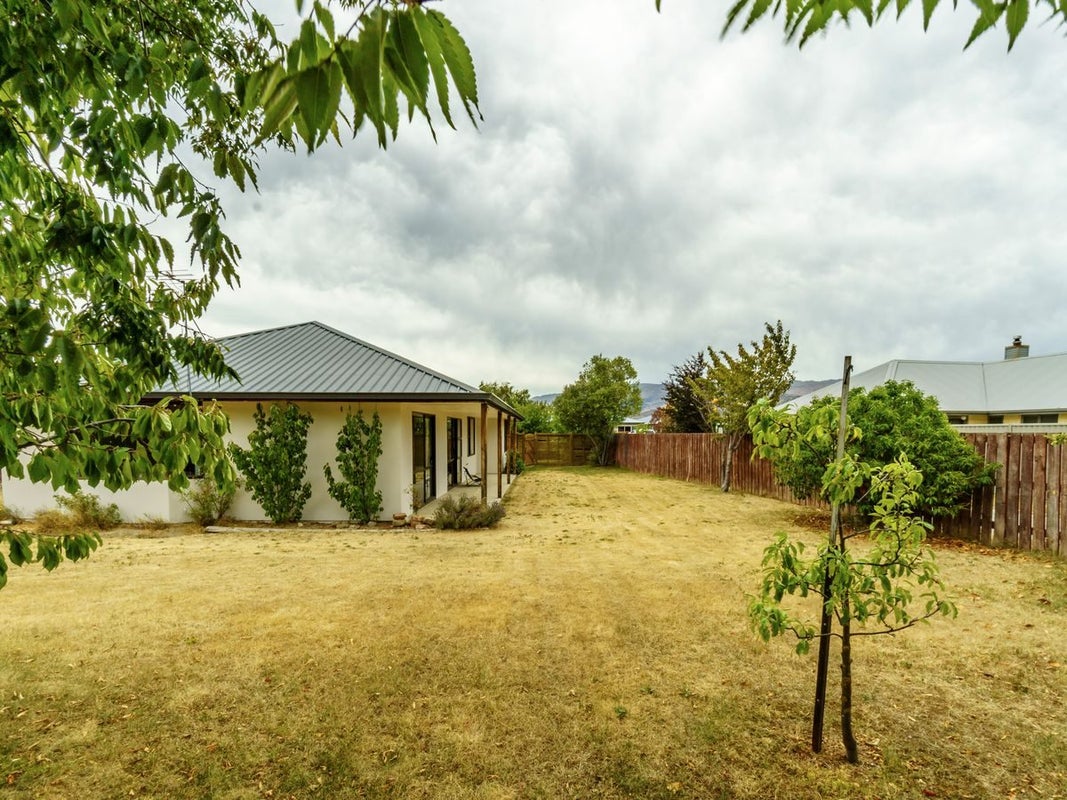 154 Hazlett Street, Clyde, Clyde - Carousel 2