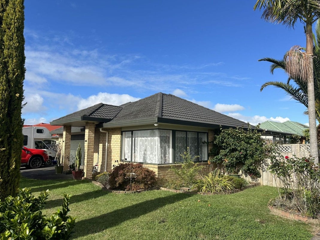 84 Burswood Drive, Burswood, Auckland - Carousel 2