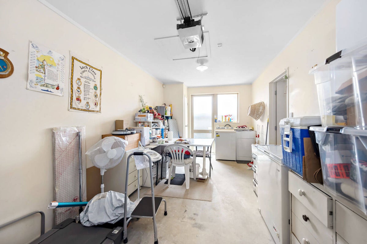 17/379 Swanson Road, Ranui, Auckland - Carousel 13