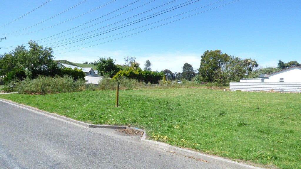 13 Kemp Street, Putiki, Whanganui - Carousel 3