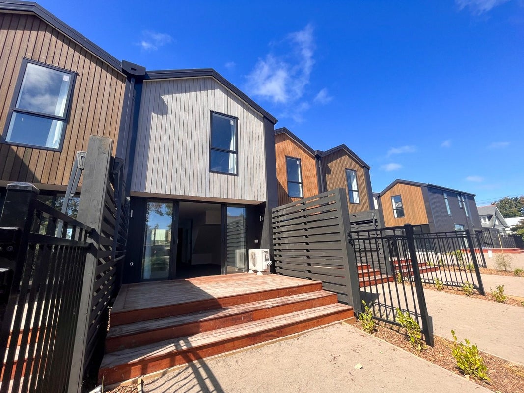 3/111 Edgeware Road, St Albans, Christchurch - Carousel 1