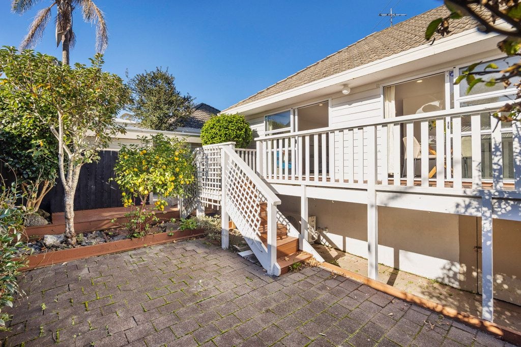 76C Malvern Road, Morningside, Auckland - Carousel 1