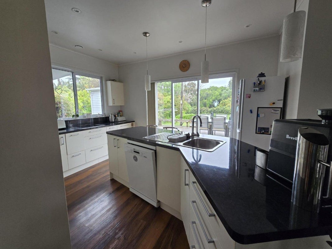 88 Oak Street, Mangapapa, Gisborne - Carousel 2