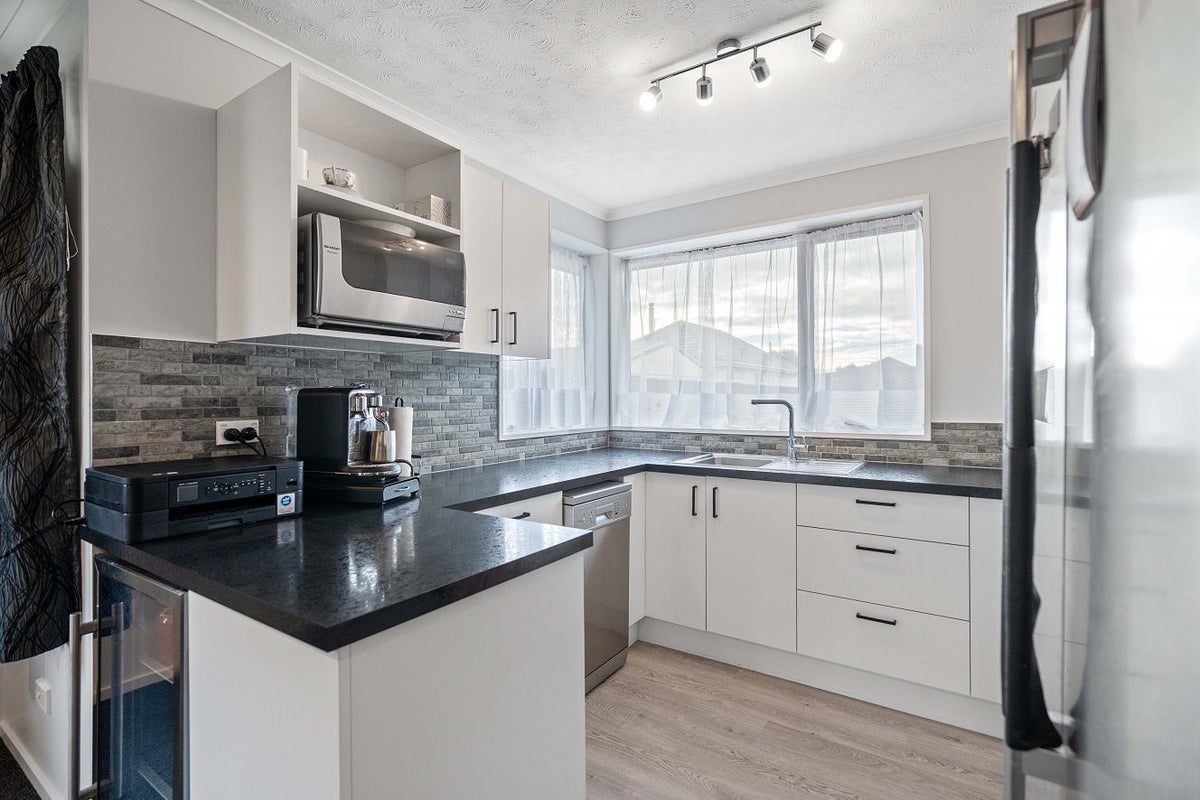 15A Nottingham Avenue, Halswell, Christchurch - Carousel 2
